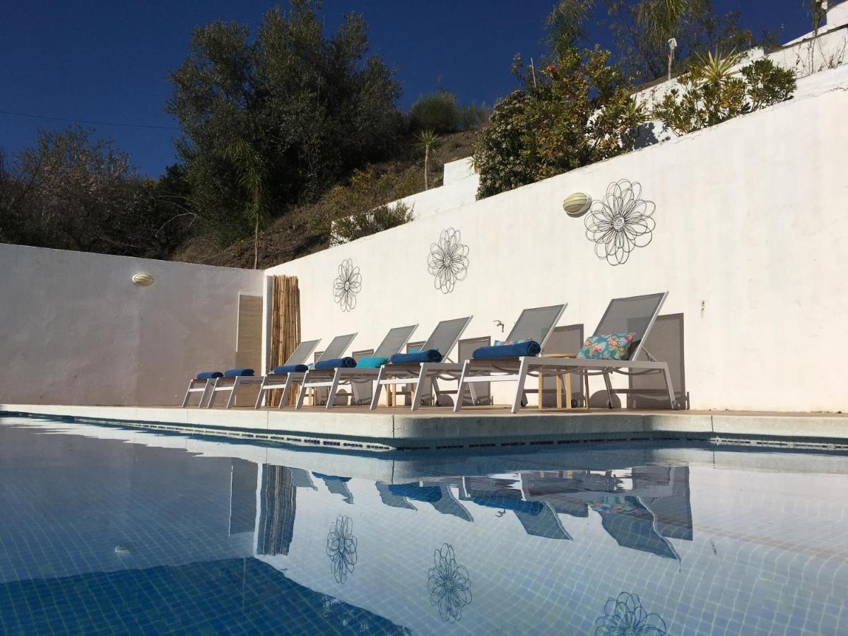 B&B And Apartments Cortijo La Zapatera Canillas de Aceituno Exterior foto